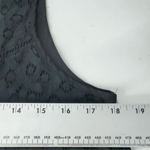 Black Lace Sleeveless Blouse Sheer Crochet Cutout Boho Goth Festival Clubwear M - Picture 6 of 11